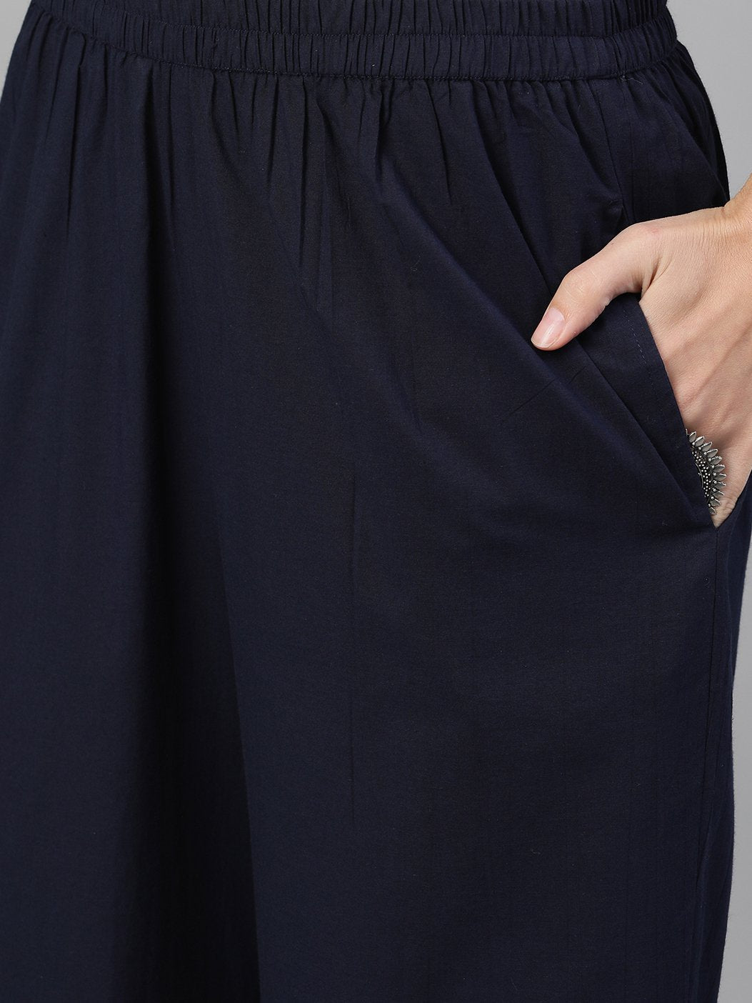 Women's Navy Blue Three-Quarter Sleeves Straight Kurta With Palazzo And Pockets