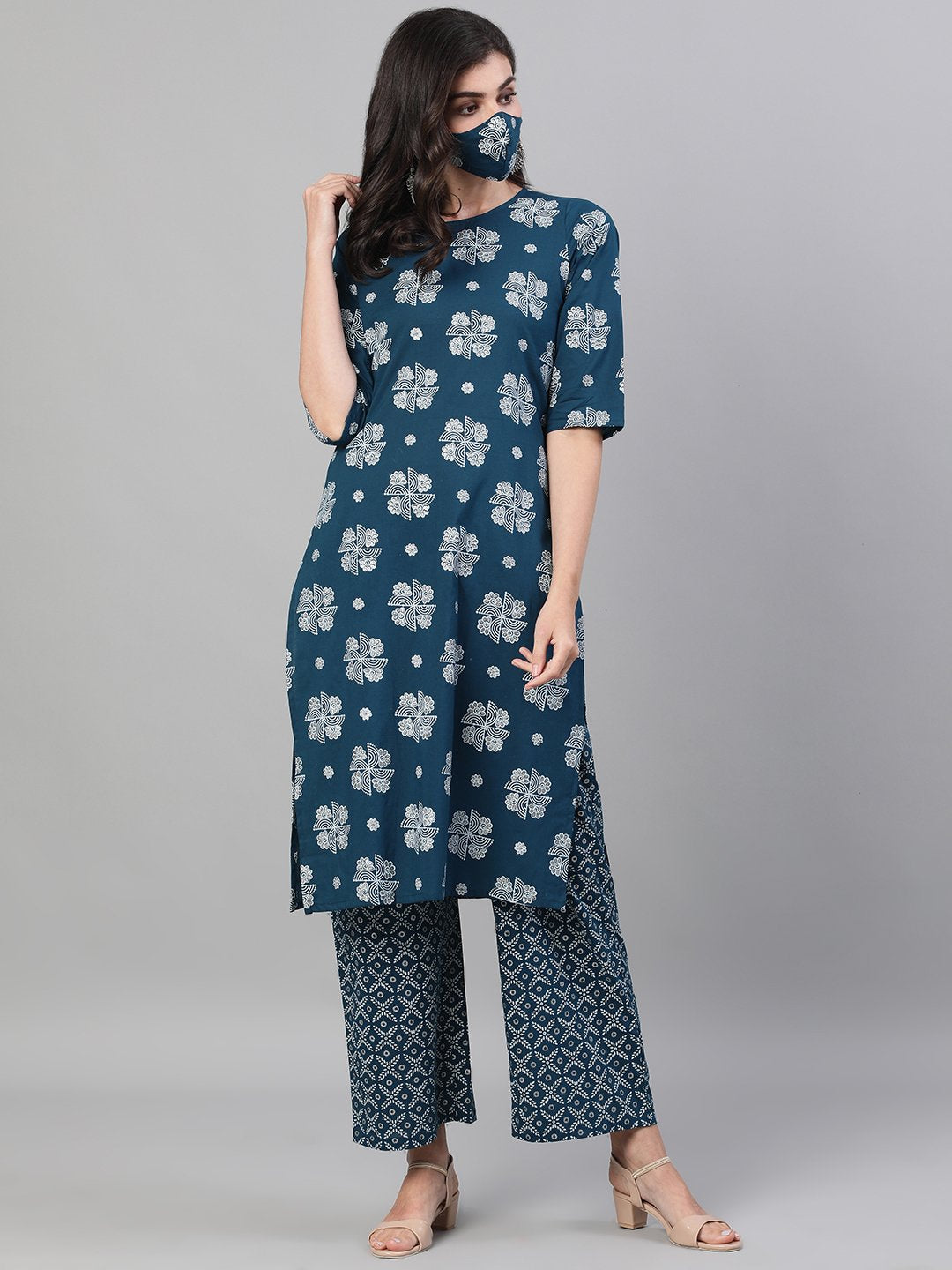 Women's Blue Three-Quarter Sleeves Straight Kurta With Palazzo With Pockets And Face Mask