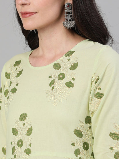 Women's Green Three-Quarter Sleeves Straight Kurta With Palazzo And Dupatta With Pockets And Face Mask