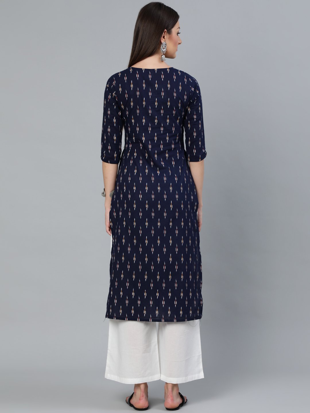 Women's Navy Blue Ikat Printed Straight Kurta With Off White Plazo