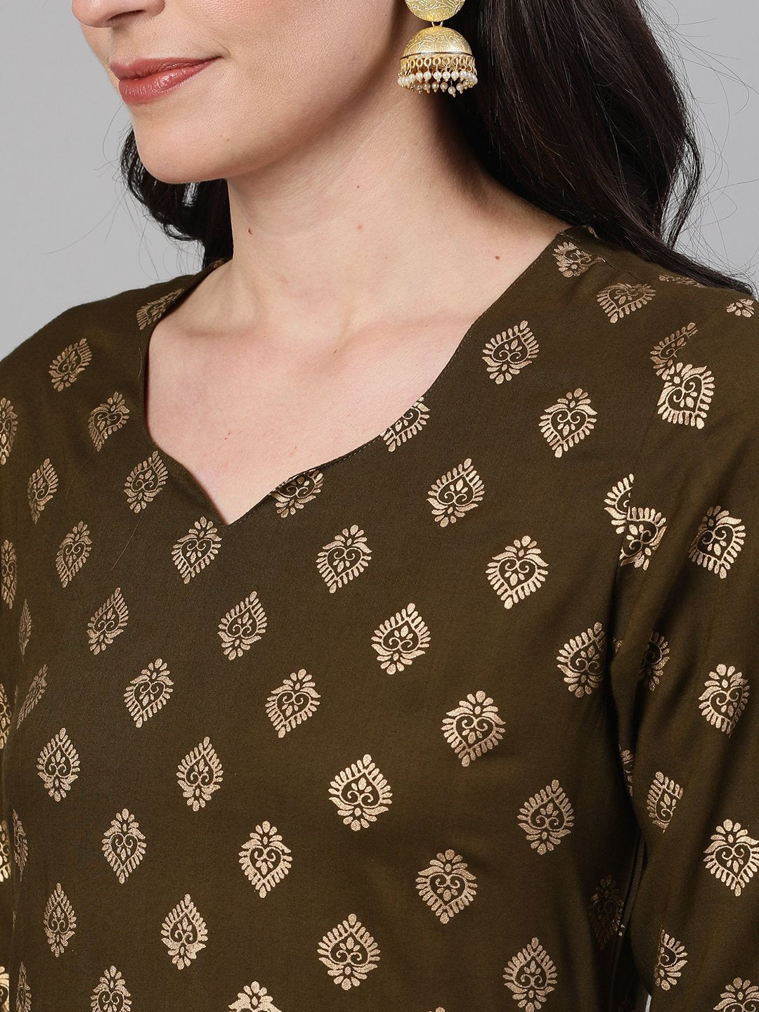 Women's Mehendi Green Three-Quarter Sleeves Gold Printed Kurta-Palazzo With Pockets And Fask Mask