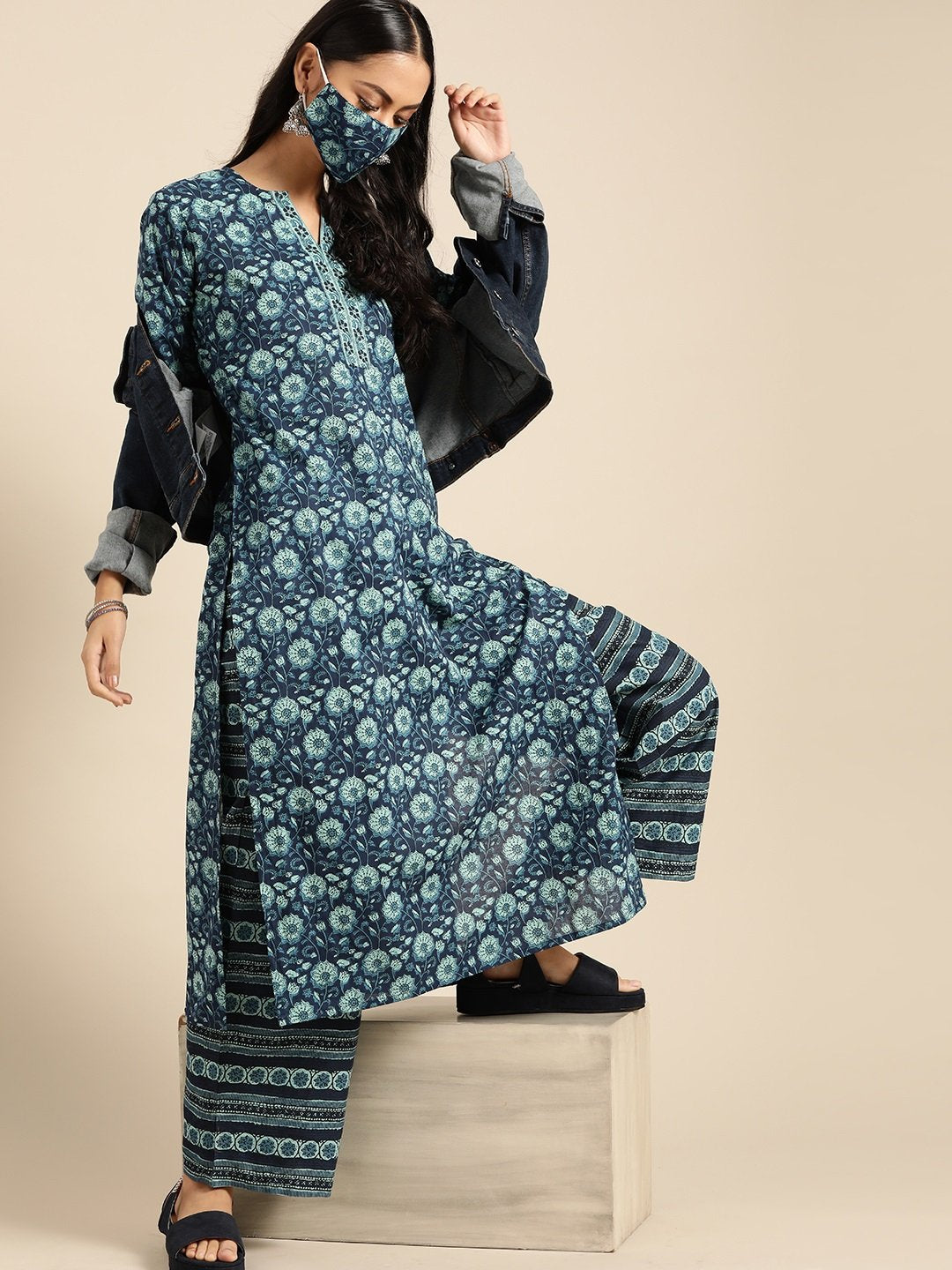 Women's Indigo Three-Quarter Sleeves Straight Kurta With Palazzo