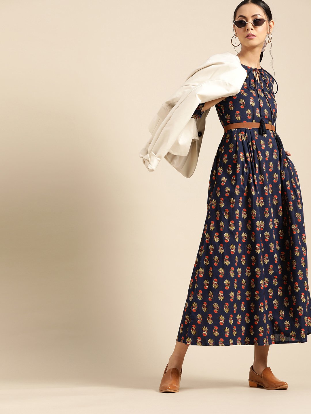 Women's Indigo Floral Printed Gathered Dress With Round Neck & Three Quarters Sleeves