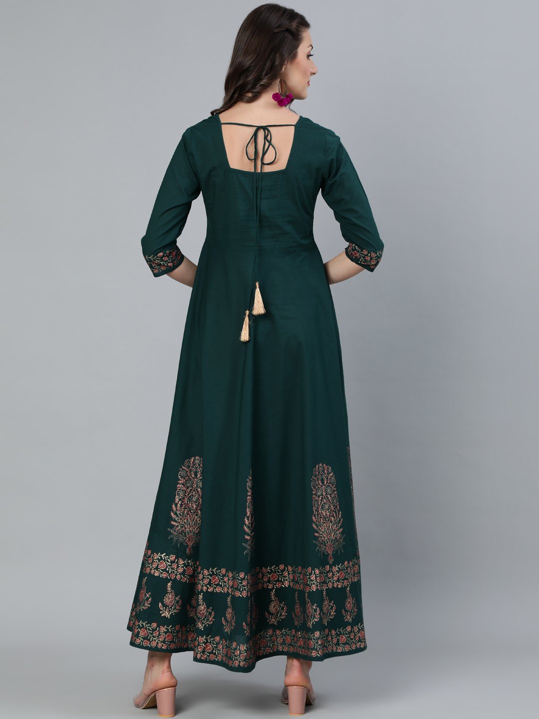 Women's Green & Gold Block Printed Maxi Dress With Three Quarter Sleeves