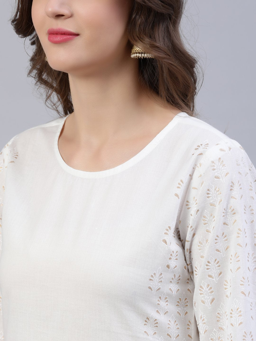Women's Off-White Block Printed Straight Kurta With Palazo & Dupatta