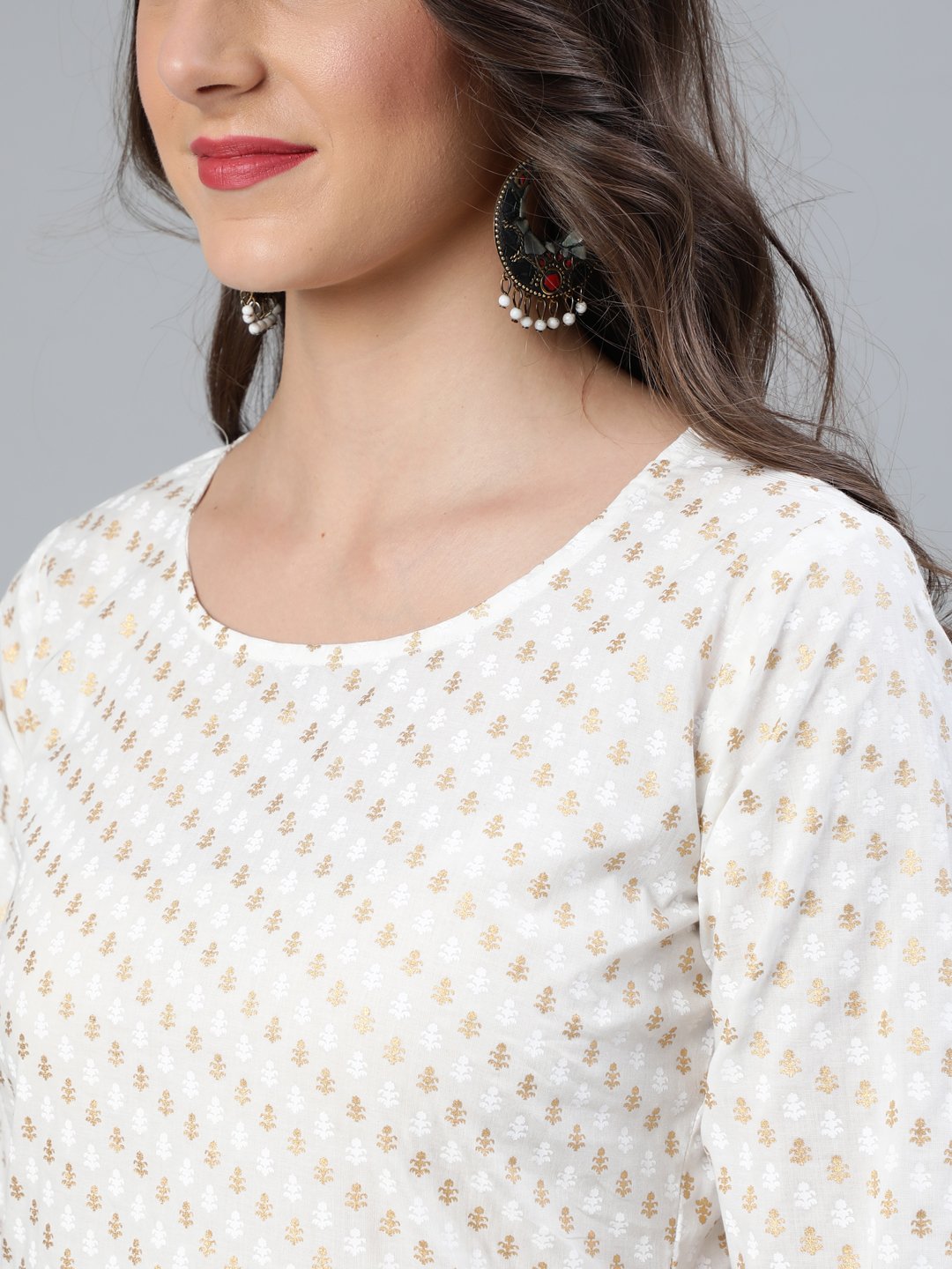 Women's Off White & Gold Printed Straight Kurta With Plazo & Dupatta