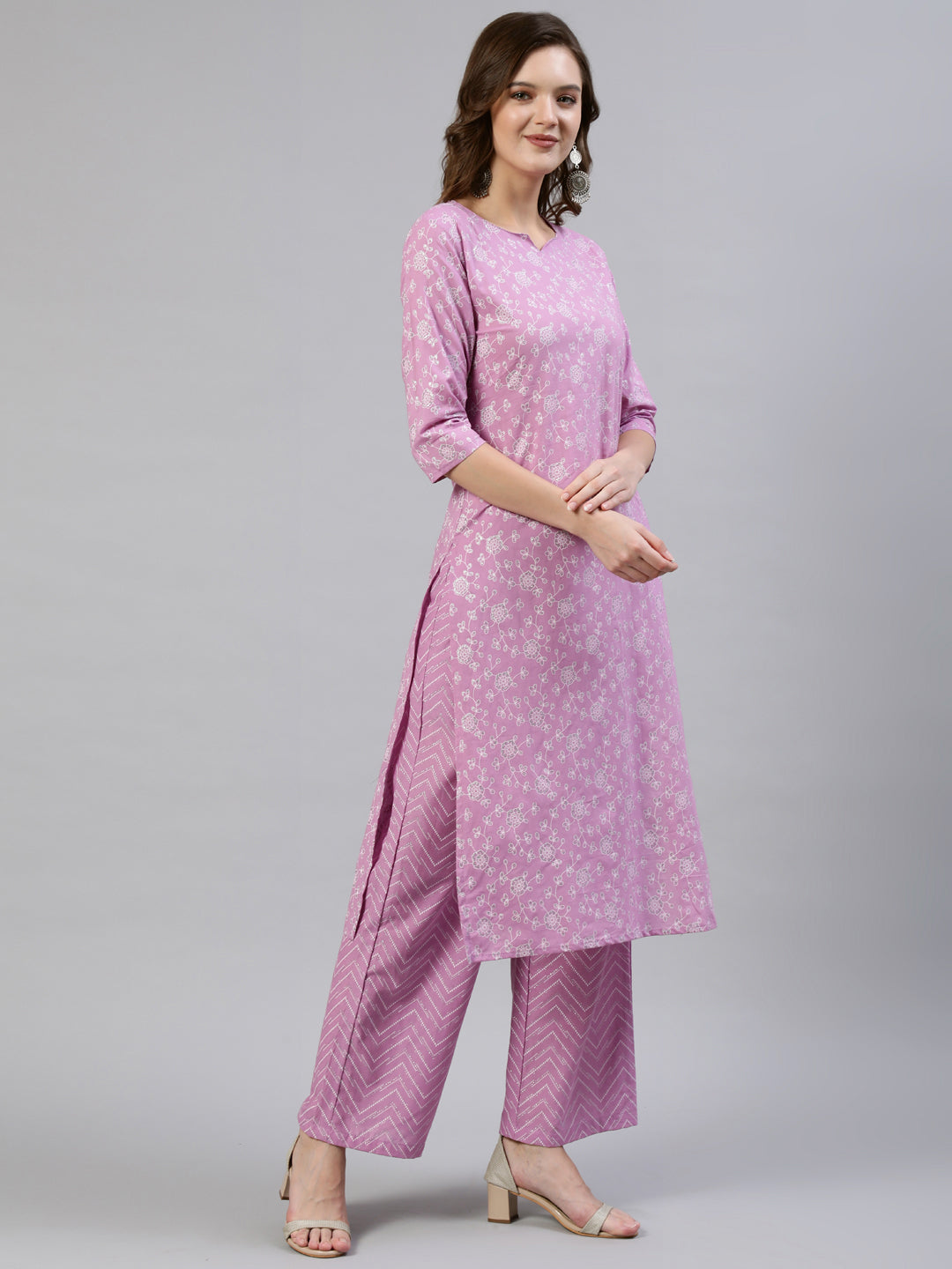 Women's Lavender & Silver Floral Printed Straight Kurta With Plazo & Dupatta