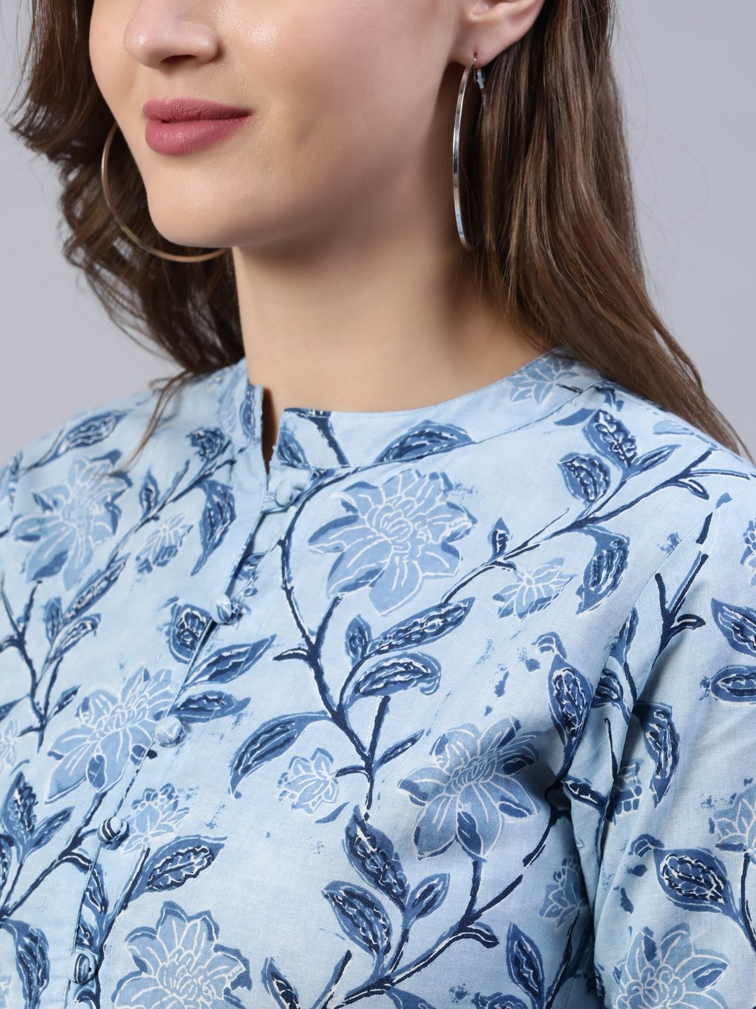 Women's Blue Floral Printed Dress With Three Quarter Sleeves