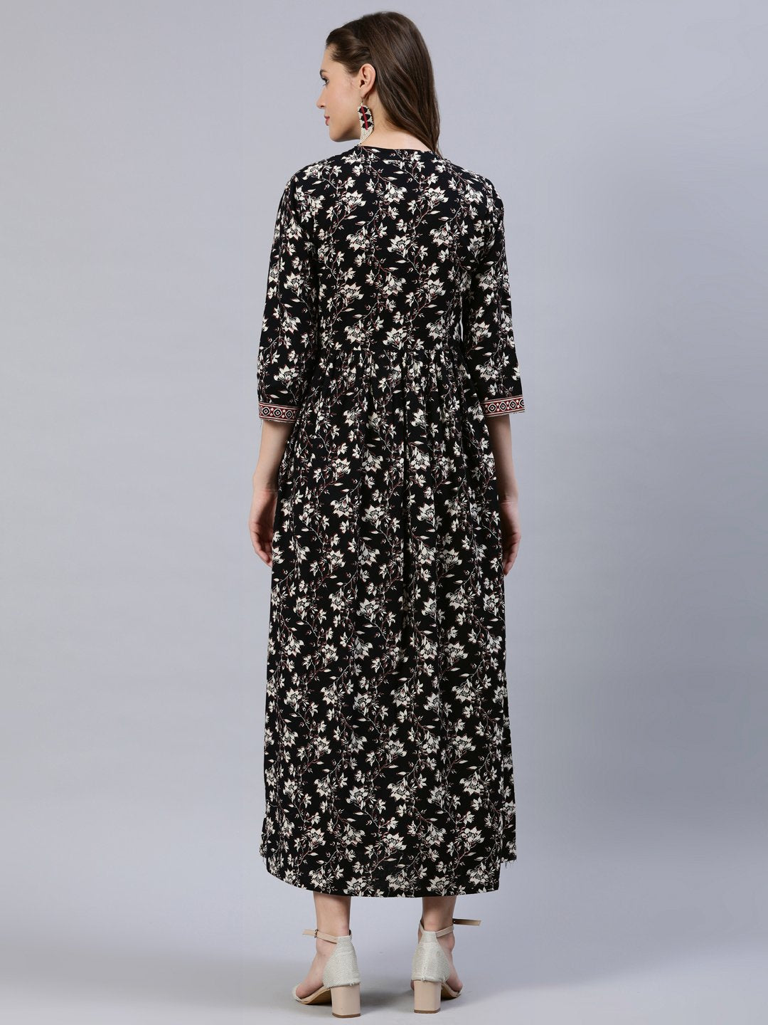 Women's Black Floral Printed Dress With Three Quarter Sleeves