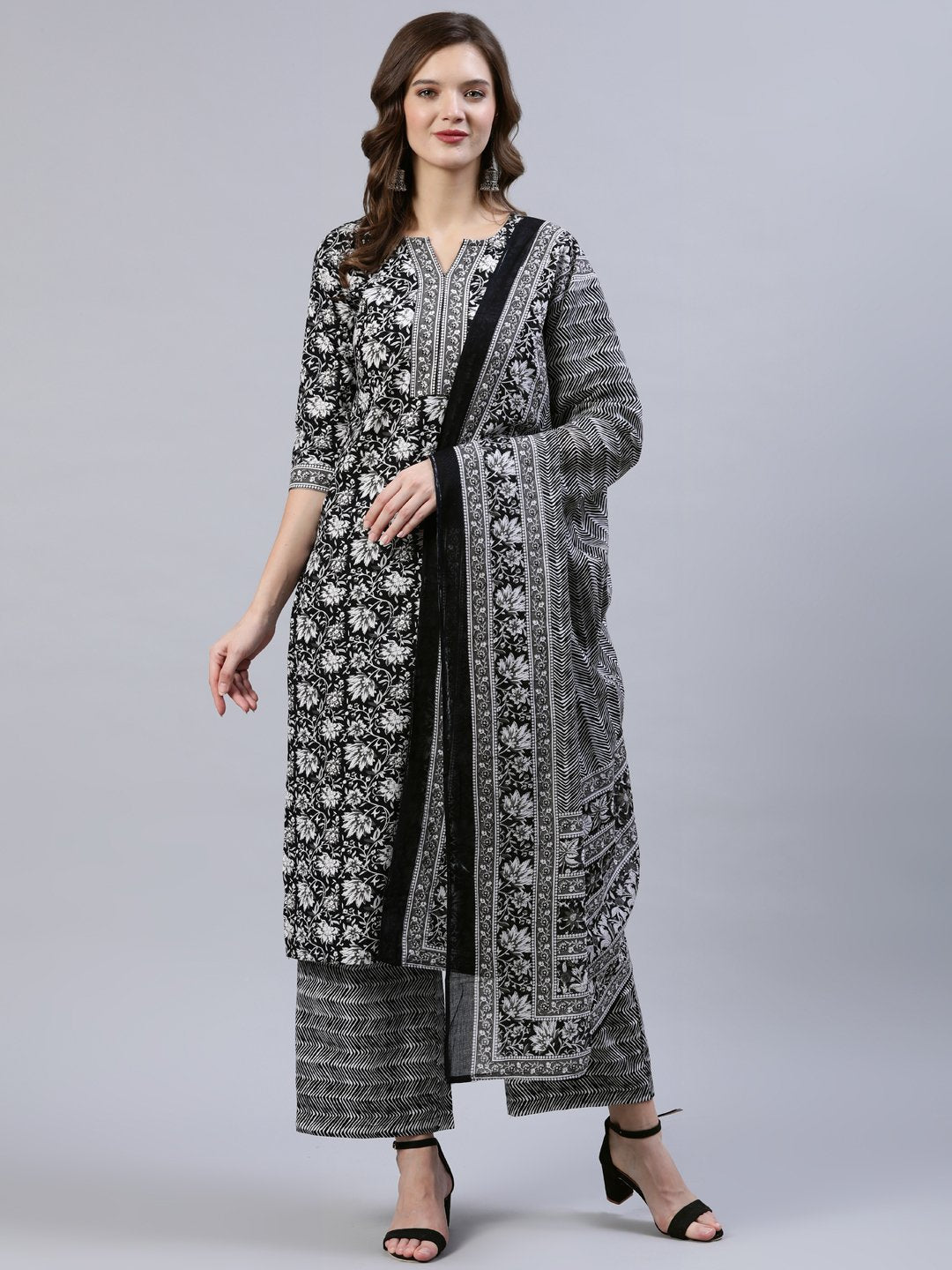 Women's Black & Whites Floral Printed Straight Kurta With Palazo & Dupatta