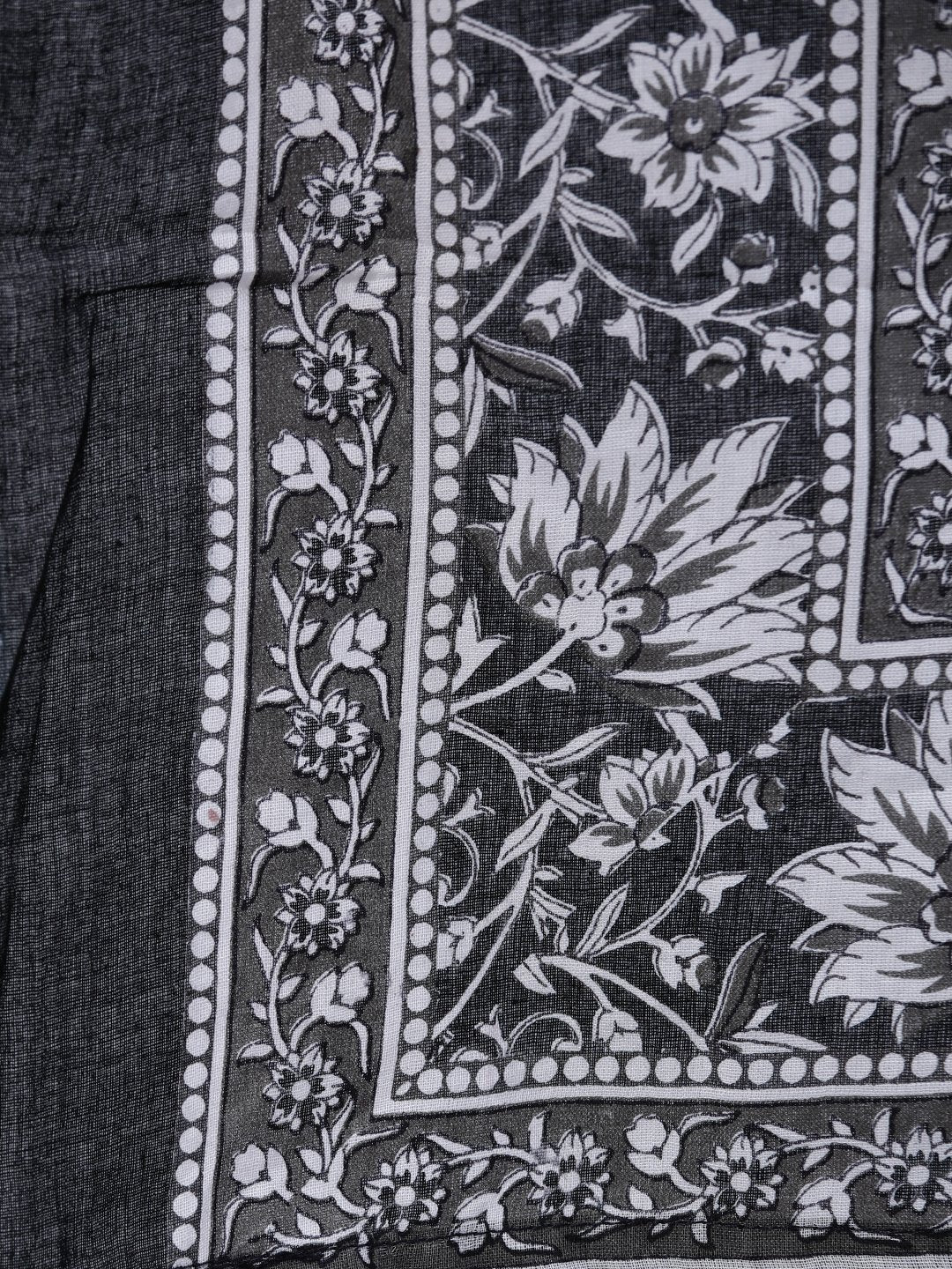 Women's Black & Whites Floral Printed Straight Kurta With Palazo & Dupatta