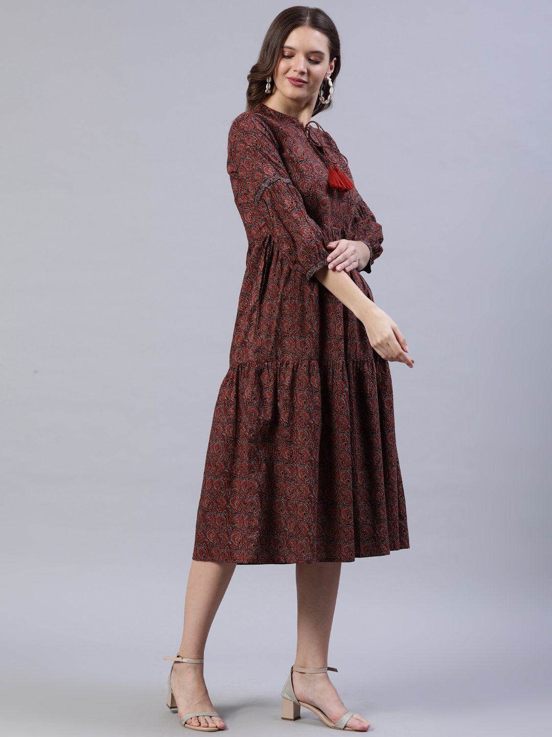 Women's Maroon Printed Dress With Three Quarter Sleeves