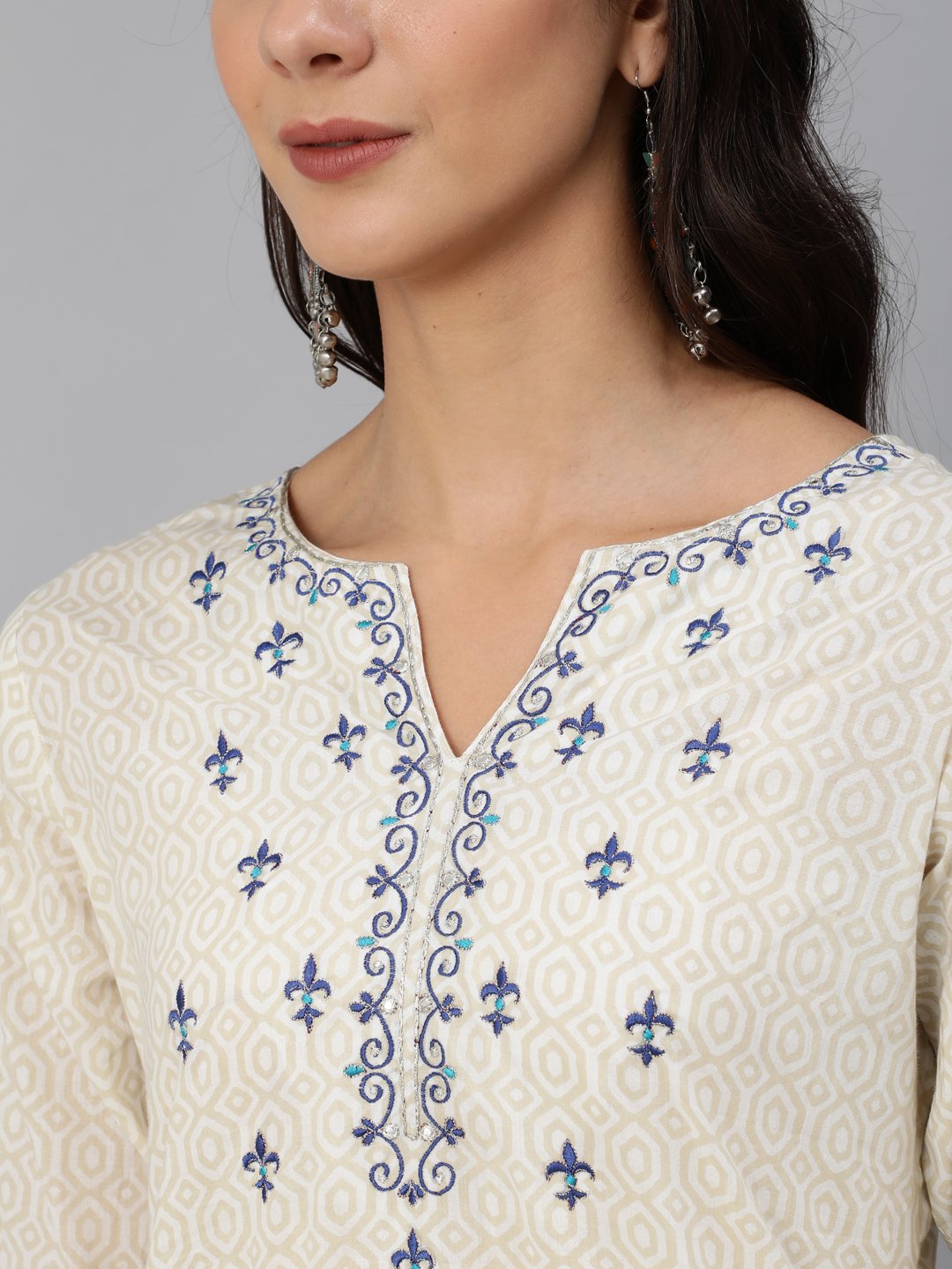 Women's Cream & Blue Embroidered Straight Kurta Set With Plazo & Wrinkled Dupatta