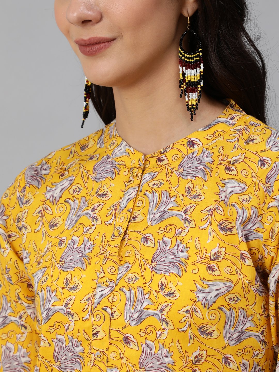 Women's Yellow & Grey Floral Printed Straight Kurta Set With Plazo & Dupatta