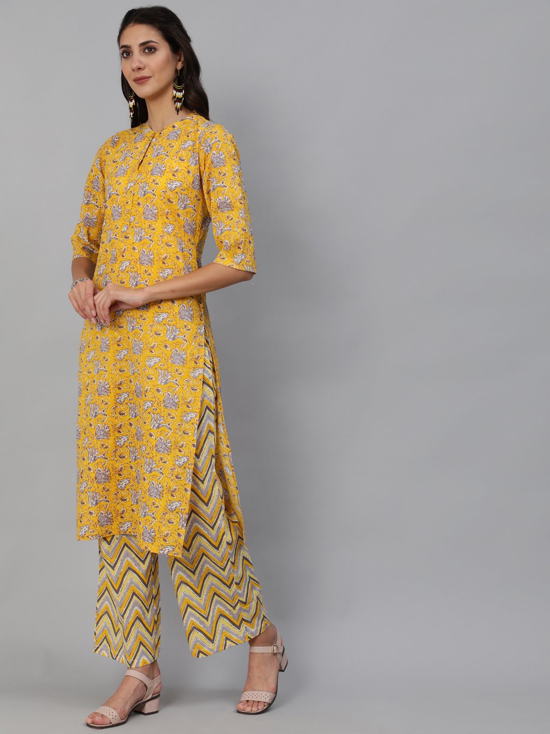 Women's Yellow & Grey Floral Printed Straight Kurta Set With Plazo & Dupatta