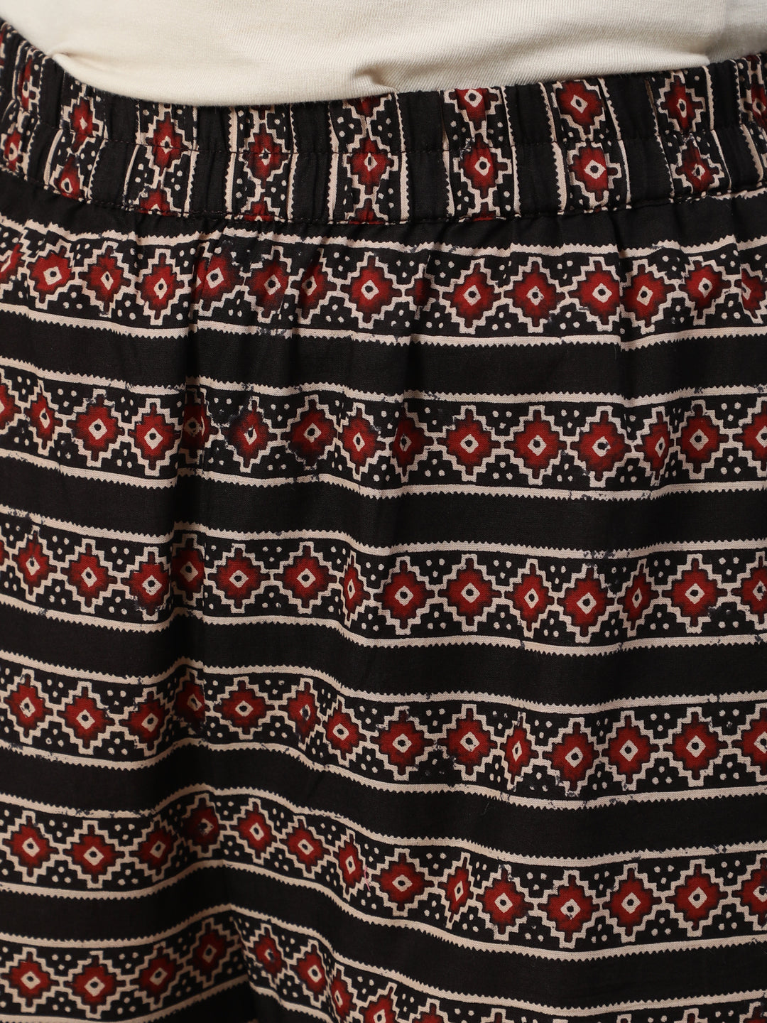 Women's Black Printed Straight Kurta With Plazo & Dupatta