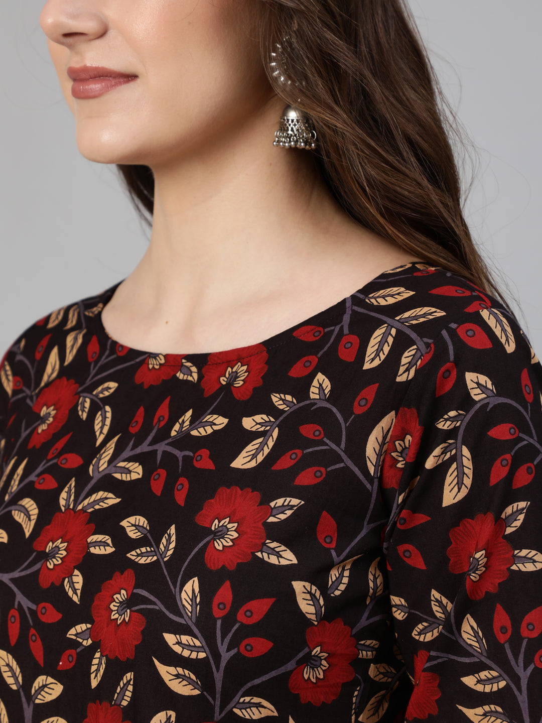 Women's Black And Maroon Floral Printed Kurta With Trouser & Dupatta