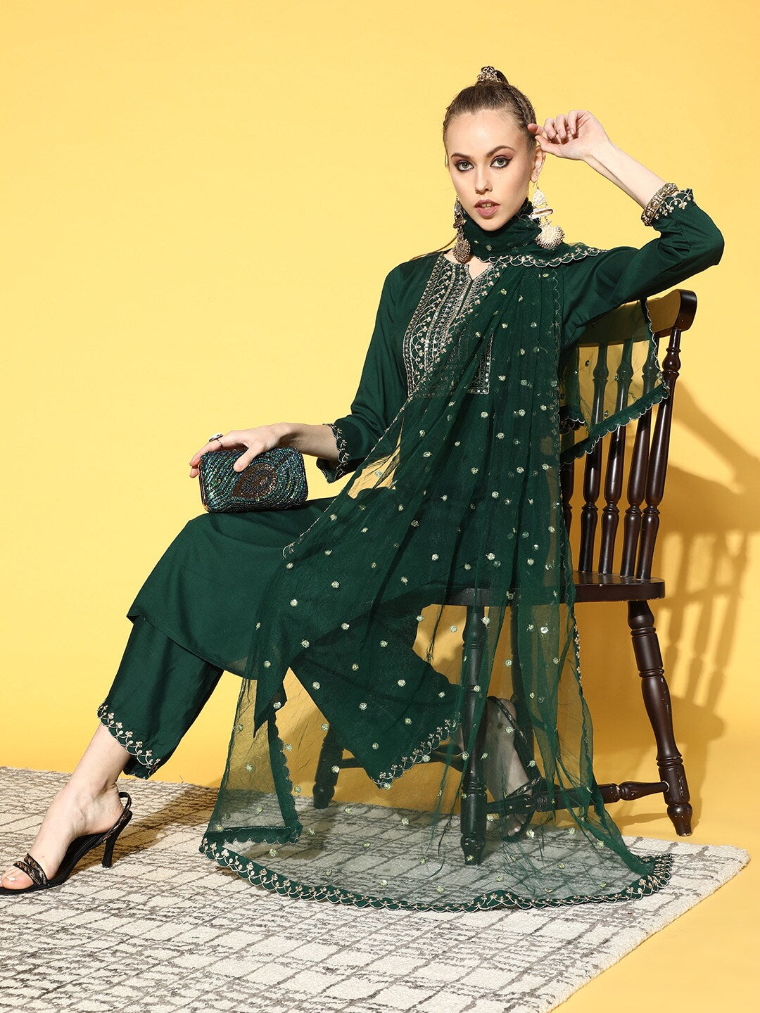 Women's Green Embroidered Straight Kurta With Plazo & Dupatta
