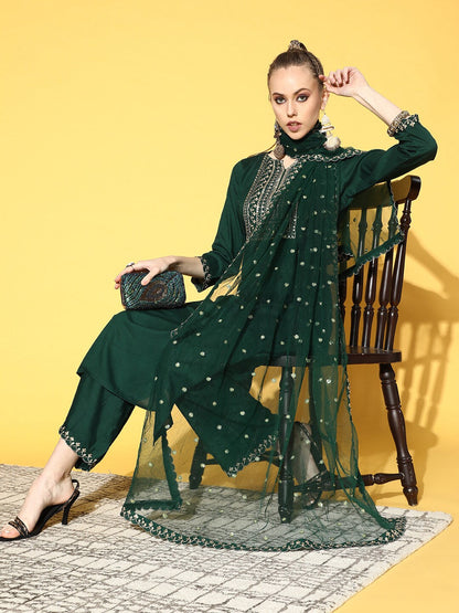 Women's Green Embroidered Straight Kurta With Plazo & Dupatta