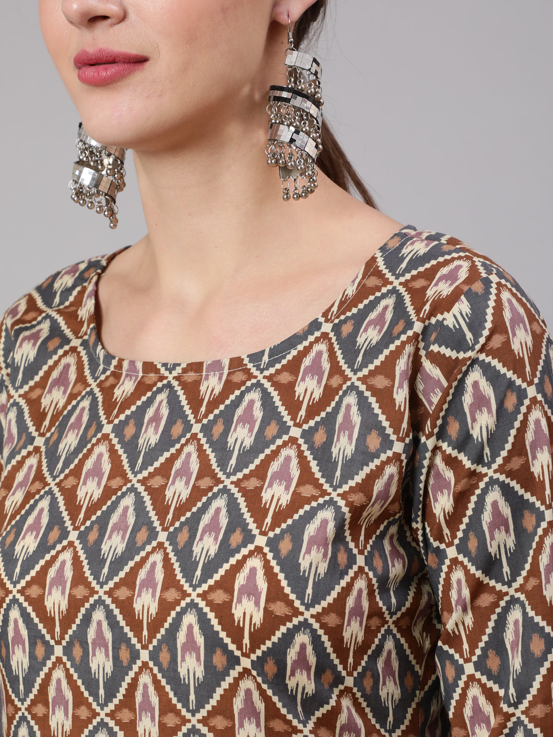 Women's Multi Geometric Printed Straight Kurta With Palazzo
