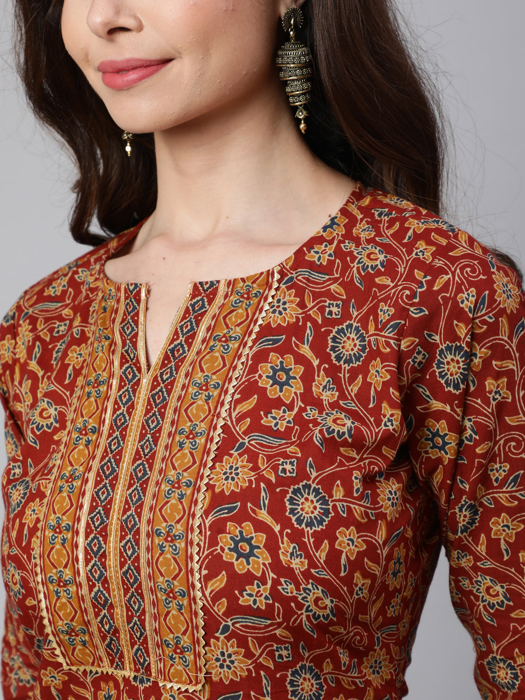 Women's Maroon Ethnic Printed Straight Kurta With Trouser