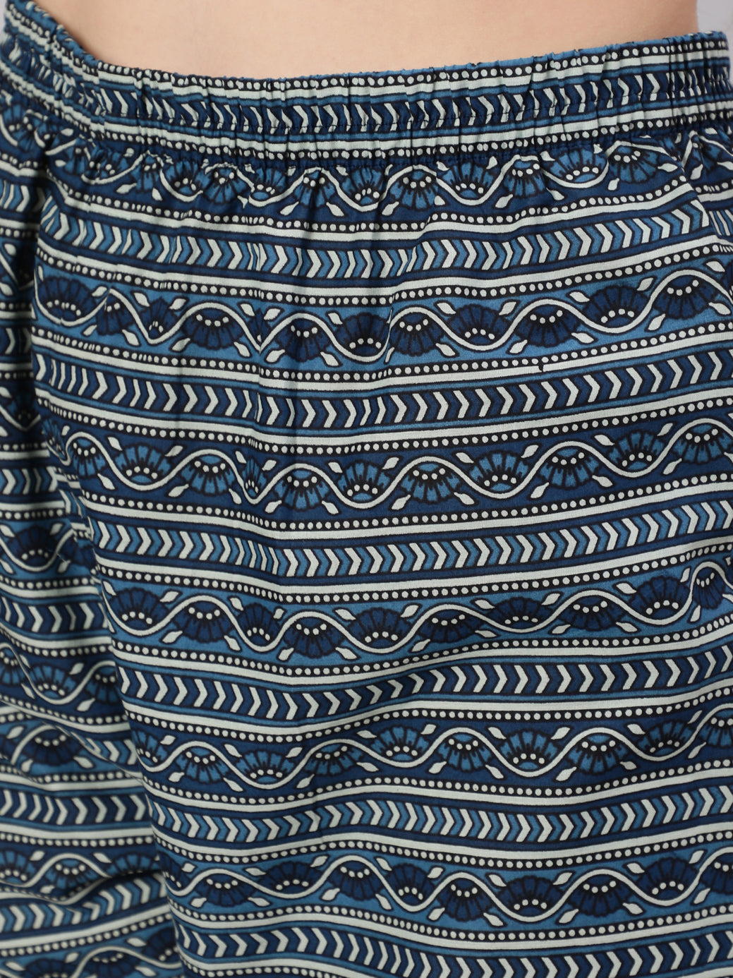 Women's Blue Printed Straight Kurta With Trouser