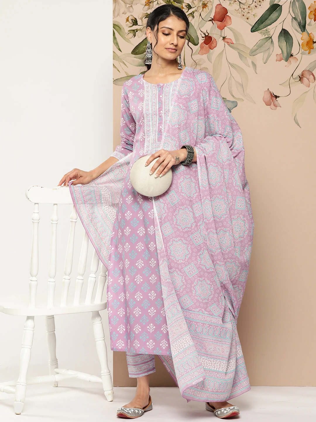 Women's Lavender Printed Straight Kurta With Palazzo & Dupatta