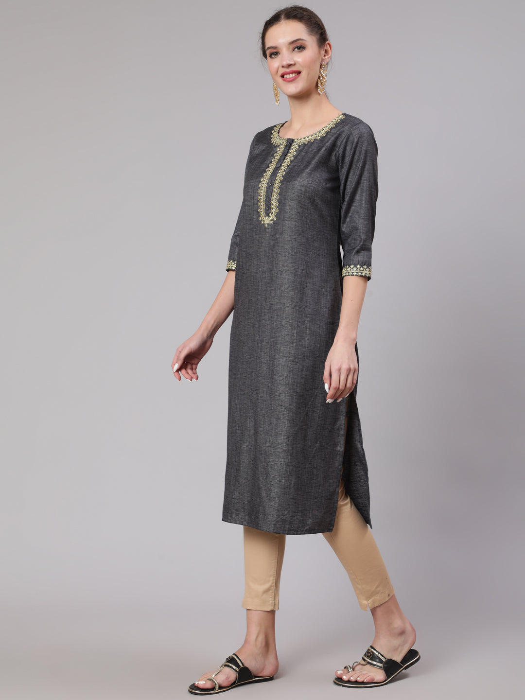 Women's Grey Embridered Straight Kurta With Three Quarter Sleeves