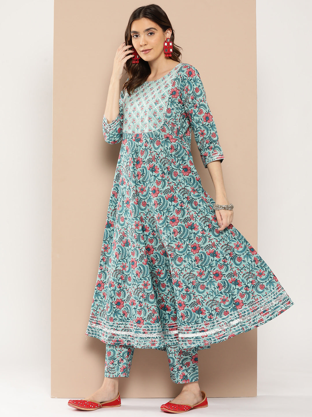 Women's Sea Green Printed Flared Kurta And Trouser With Dupatta