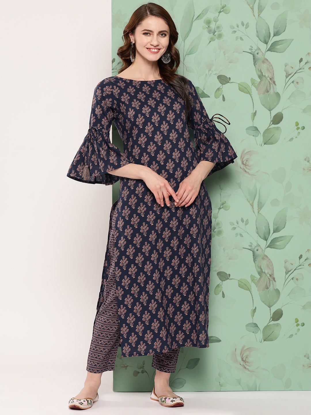 Women's Navy Blue Ethnic Printed Straight Kurta With Trouser