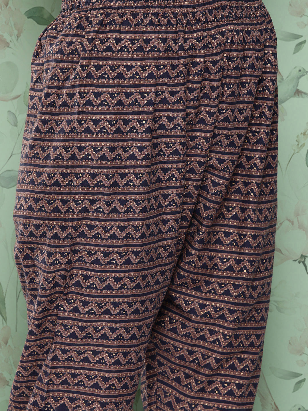 Women's Navy Blue Ethnic Printed Straight Kurta With Trouser