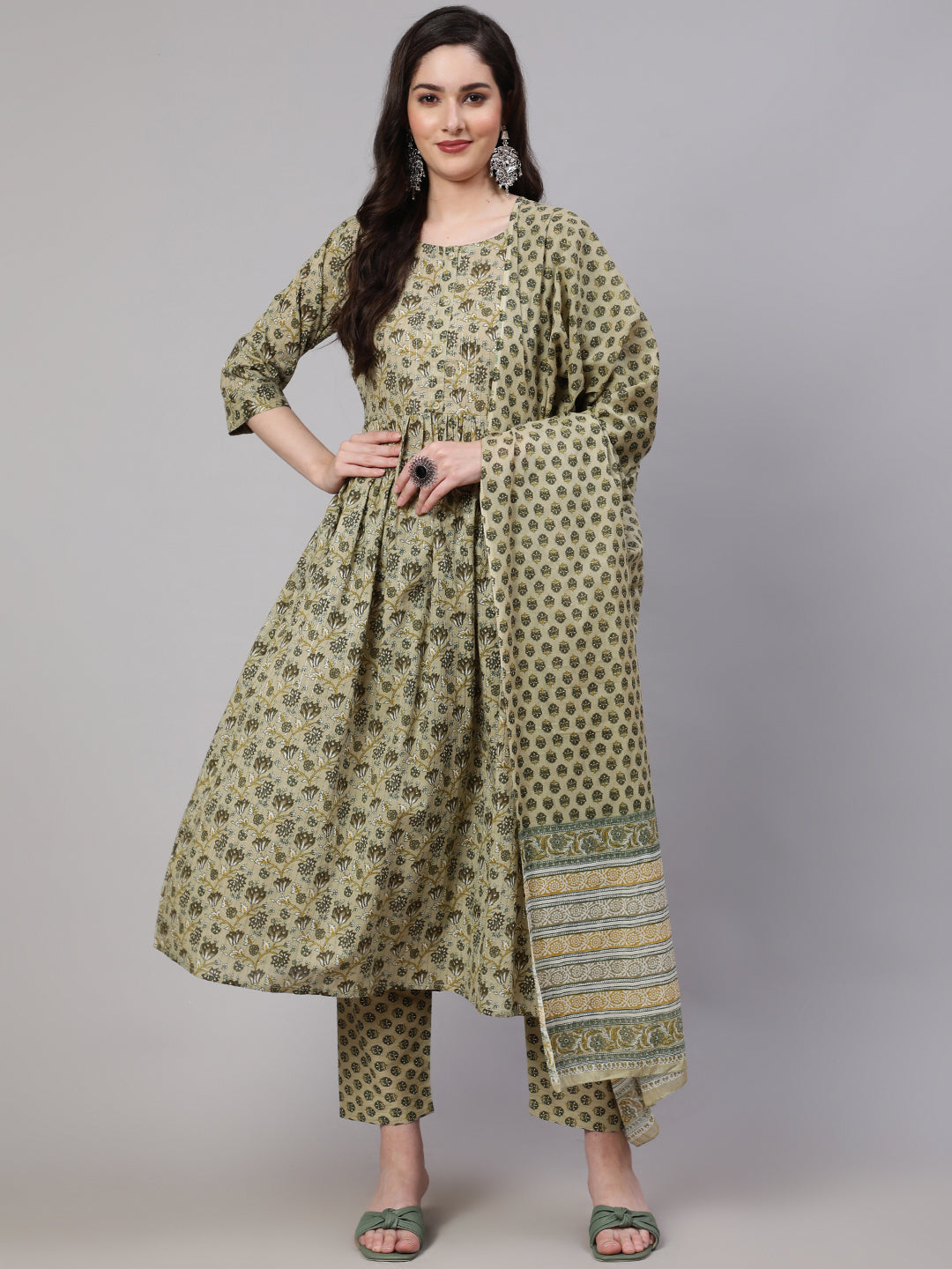 Women's Green Printed Gathered Kurta And Trouser With Dupatta
