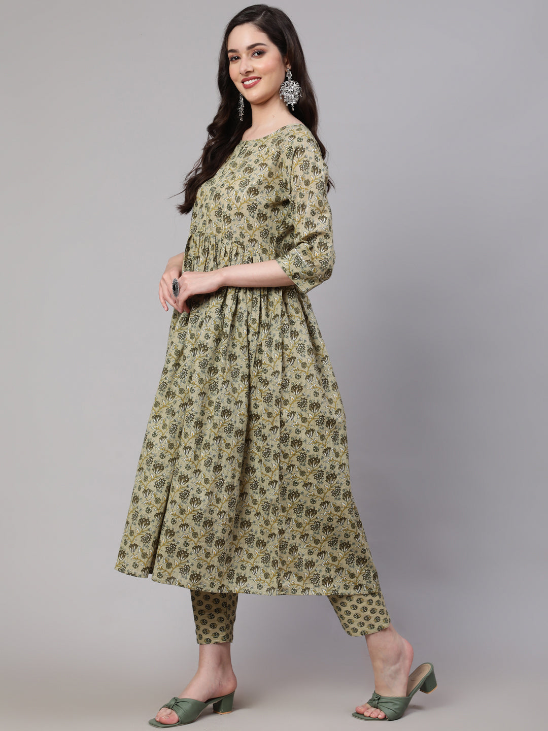 Women's Green Printed Gathered Kurta And Trouser With Dupatta