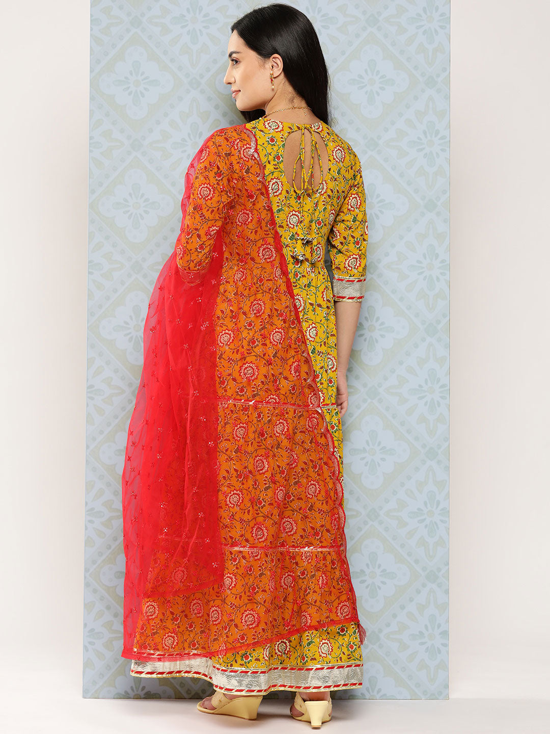 Women's Yellow Floral Printed Flared Dress With Scalloped Dupatta