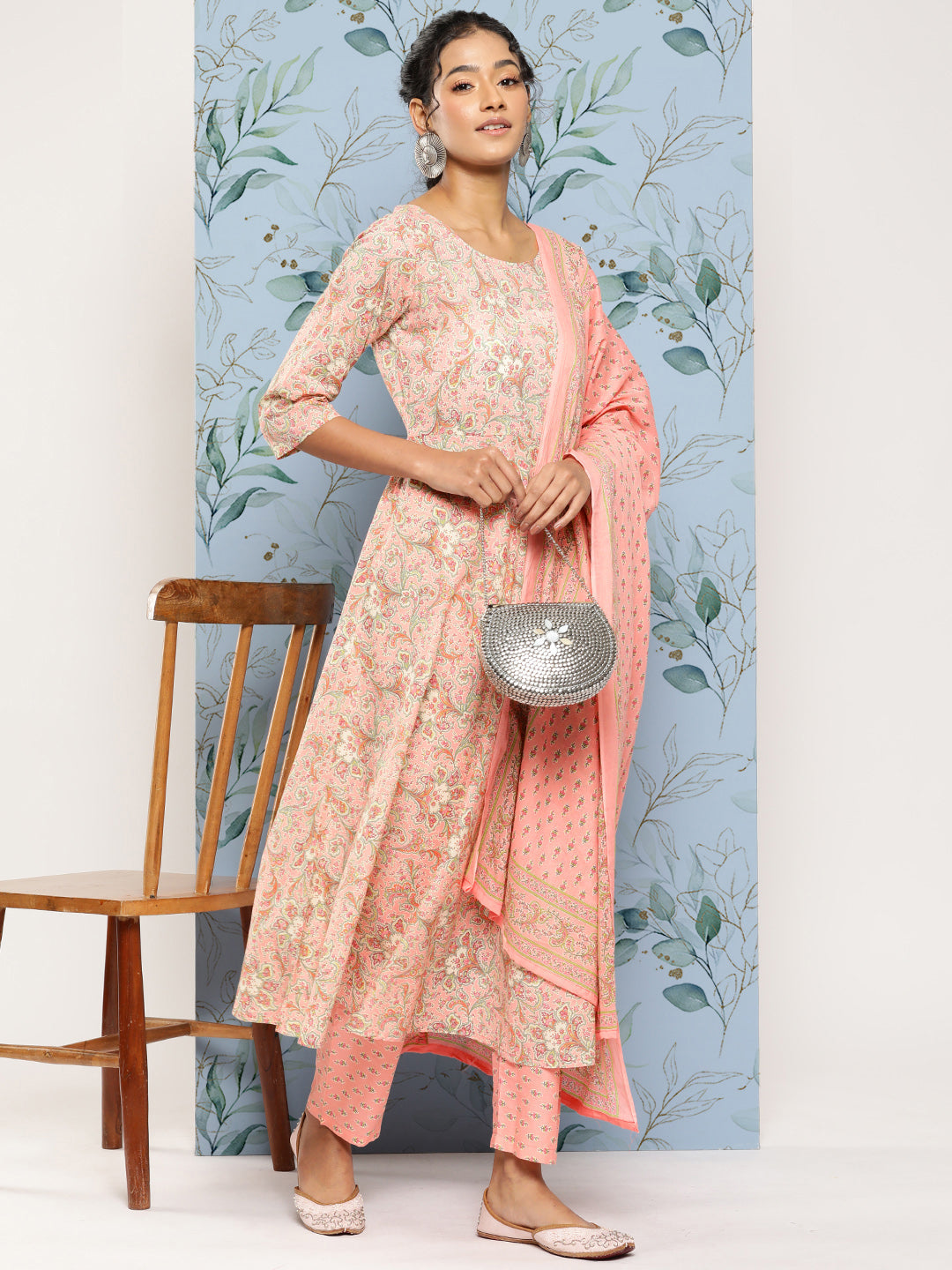 Women's Pink Ethnic Printed Kurta With Palazzo And Dupatta