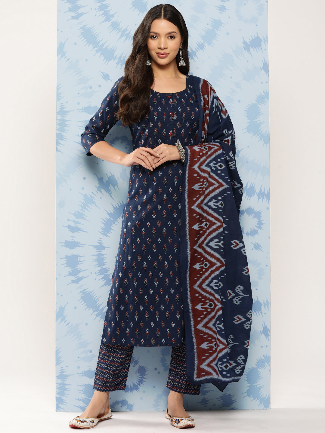 Women's Blue Ethnic Printed Straight Kurta With Trouser