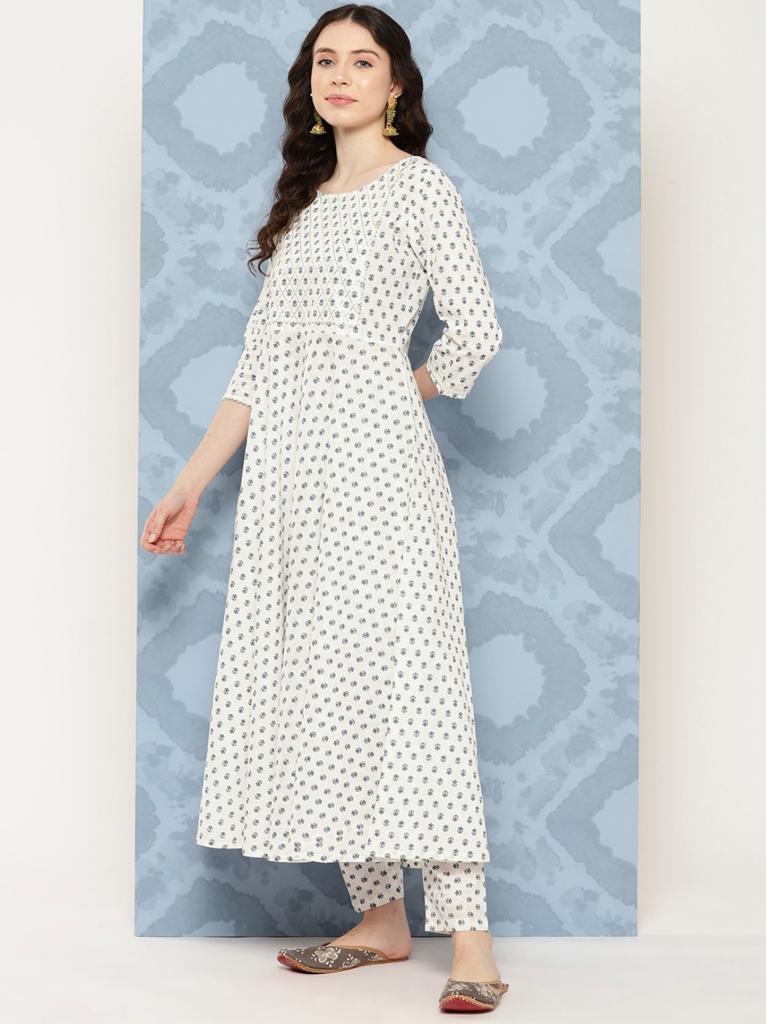 Women's Off White Flared Kurta With Trouser & Dupatta