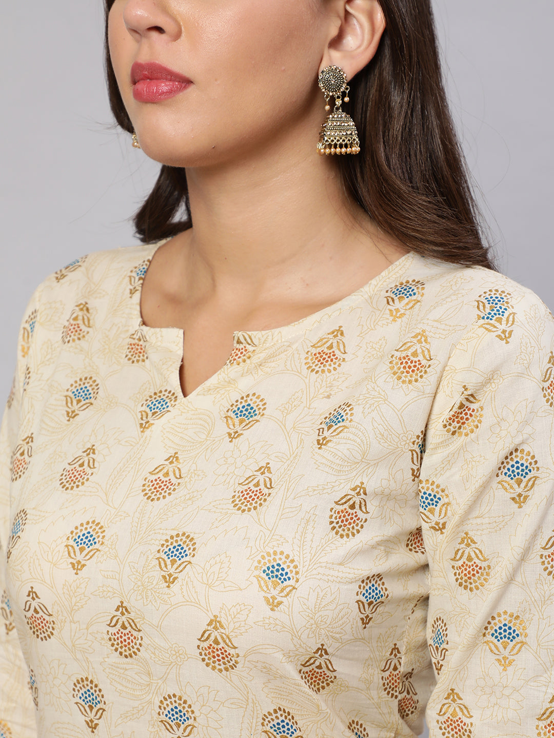 Women's Cream Ethnic Printed Straight Kurta with Three Quarter Sleeves