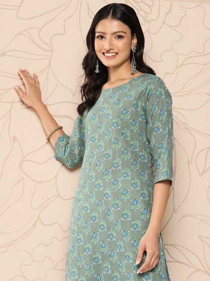 Women's Green Ethnic Printed Straight Kurta With Three Quarter Sleeves