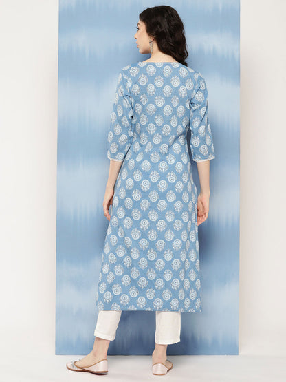 Women's Blue Ethnic Printed Straight Kurta With Three Quarter Sleeves