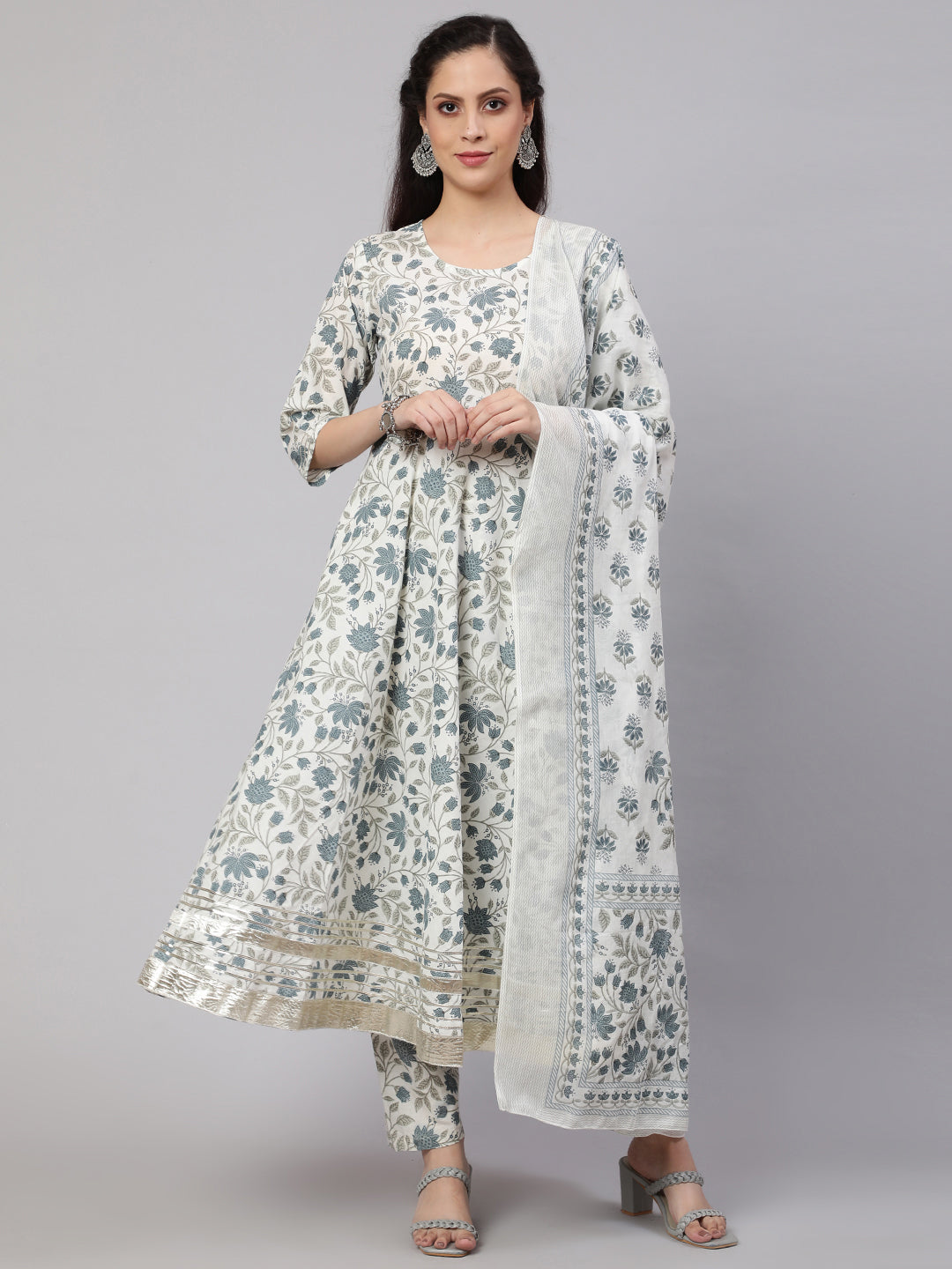 Women's Off-White Floral Printed Flared Kurta With Trouser And Dupatta