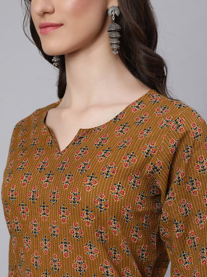 Women's Yellow Printed straight Kurta With three qurter sleeves