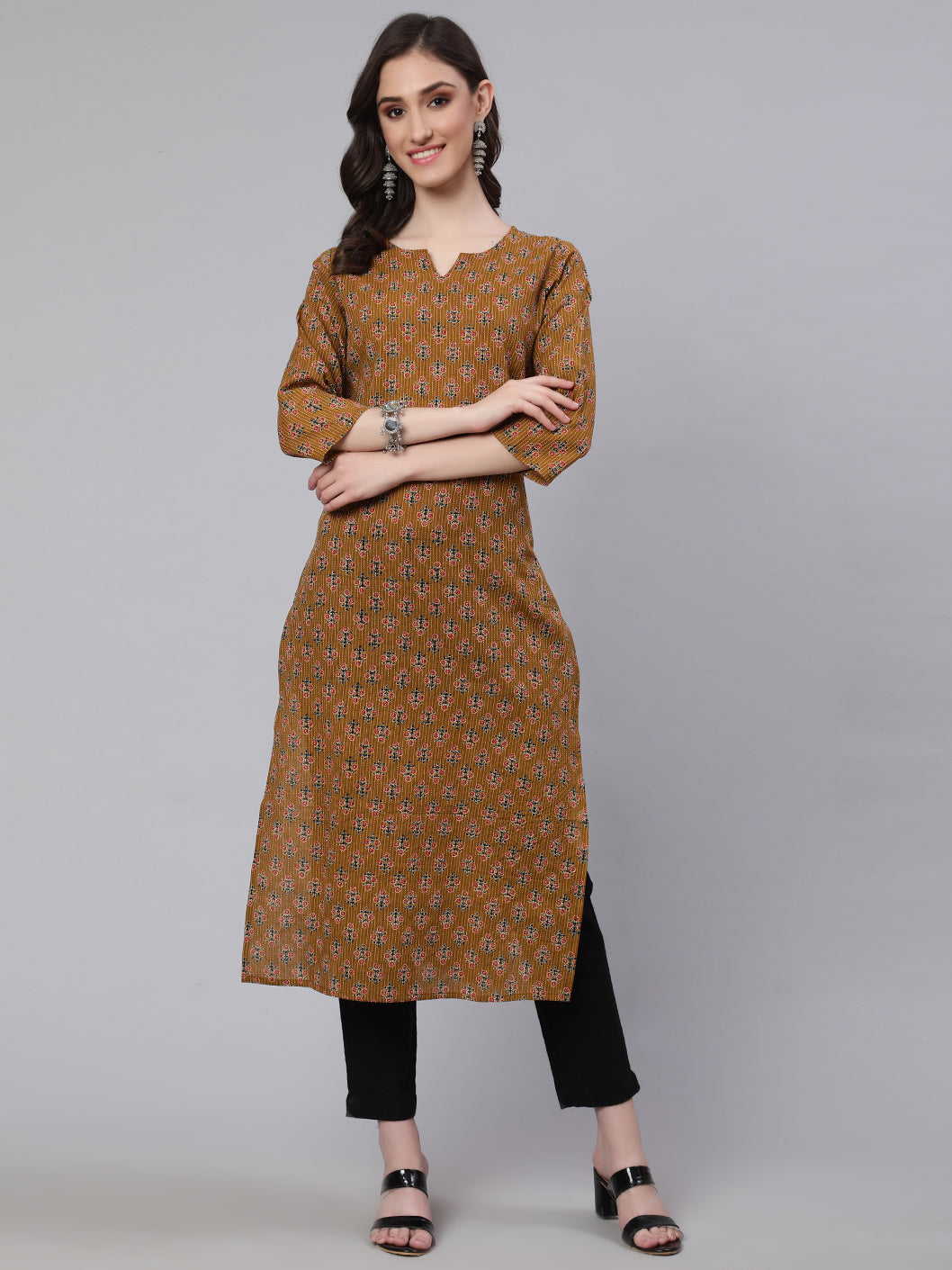 Women's Yellow Printed straight Kurta With three qurter sleeves