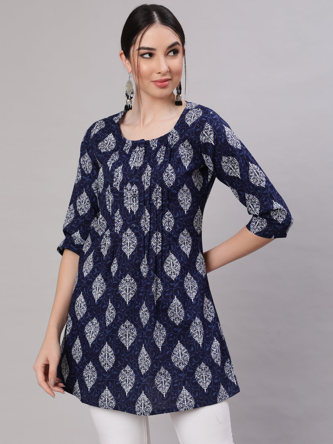 Women's Blue Straight Tunic With Three Quaretr Sleeves