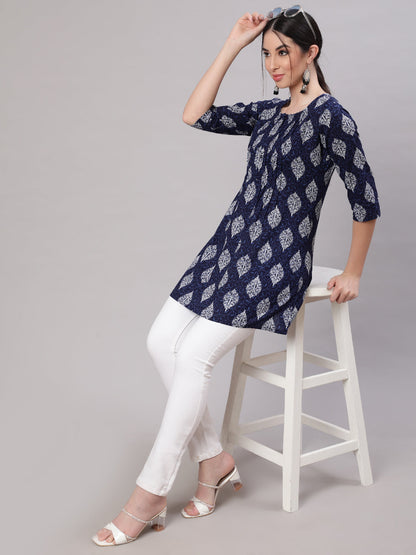Women's Blue Straight Tunic With Three Quaretr Sleeves