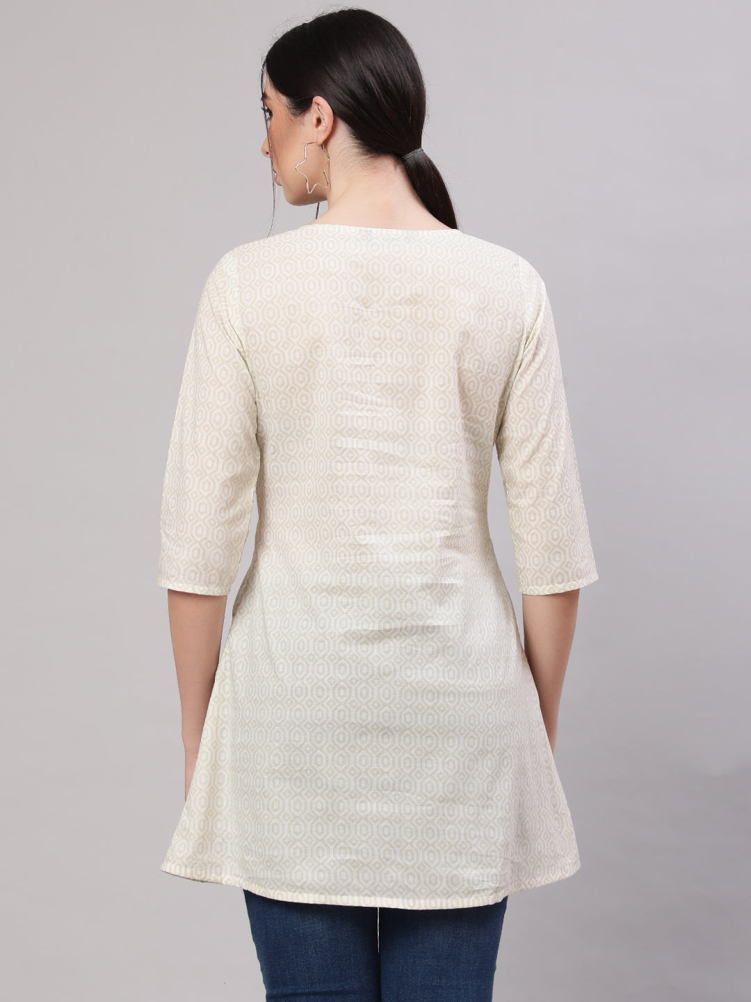 Women's Cream Printed Straight Tunic With Three Quaretr Sleeves