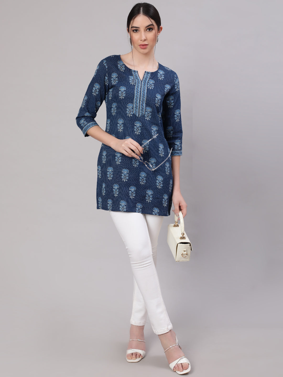 Women's Blue Straight Tunic With Three Quaretr Sleeves