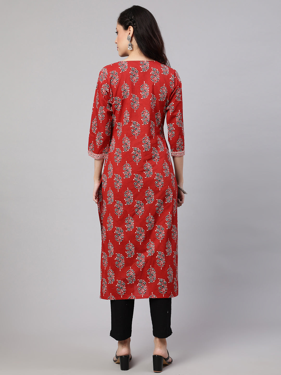 Women's Maroon Printed Straight Kurta With Three Quarter Sleeves