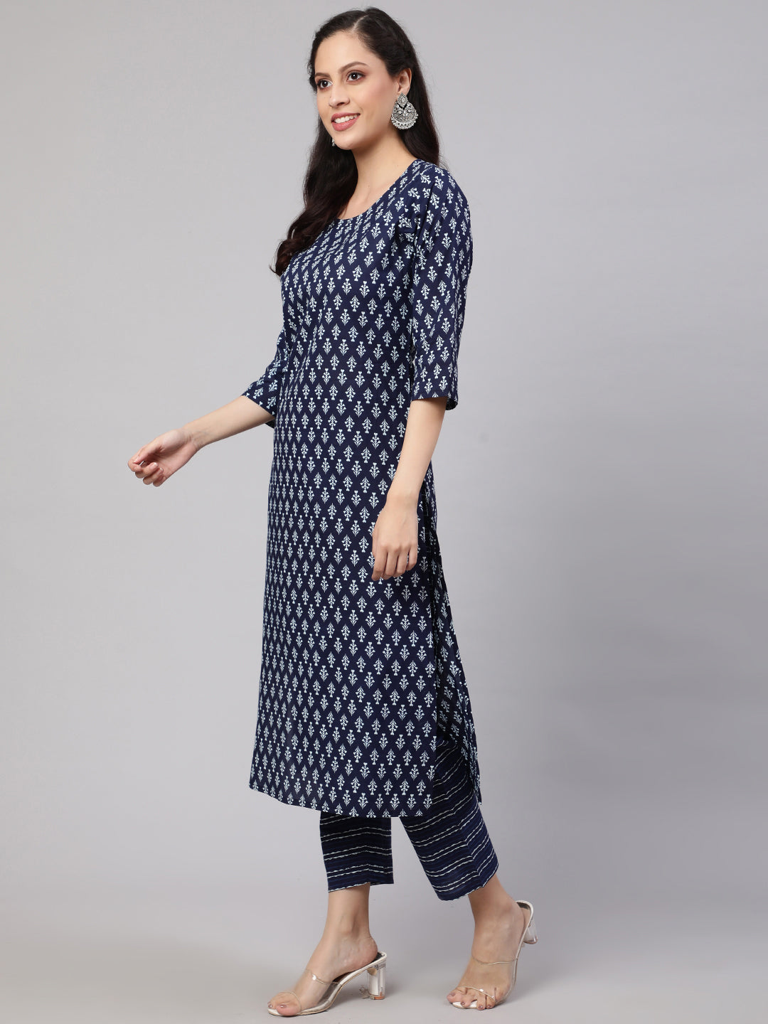 Women's Navy Blue Printed Straight Kurta With Trouser