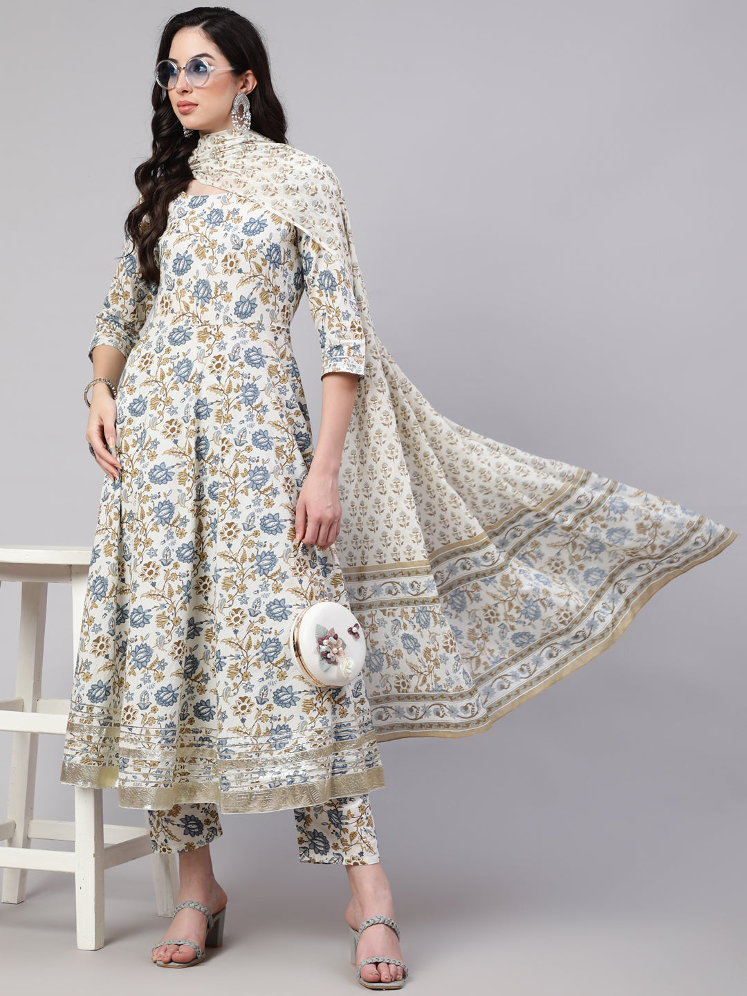 Women's Off-White Floral Printed Flared Kurta With Trouser And Dupatta